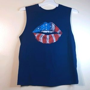 SALE!! Vintage Lip T Shirt. Size small.